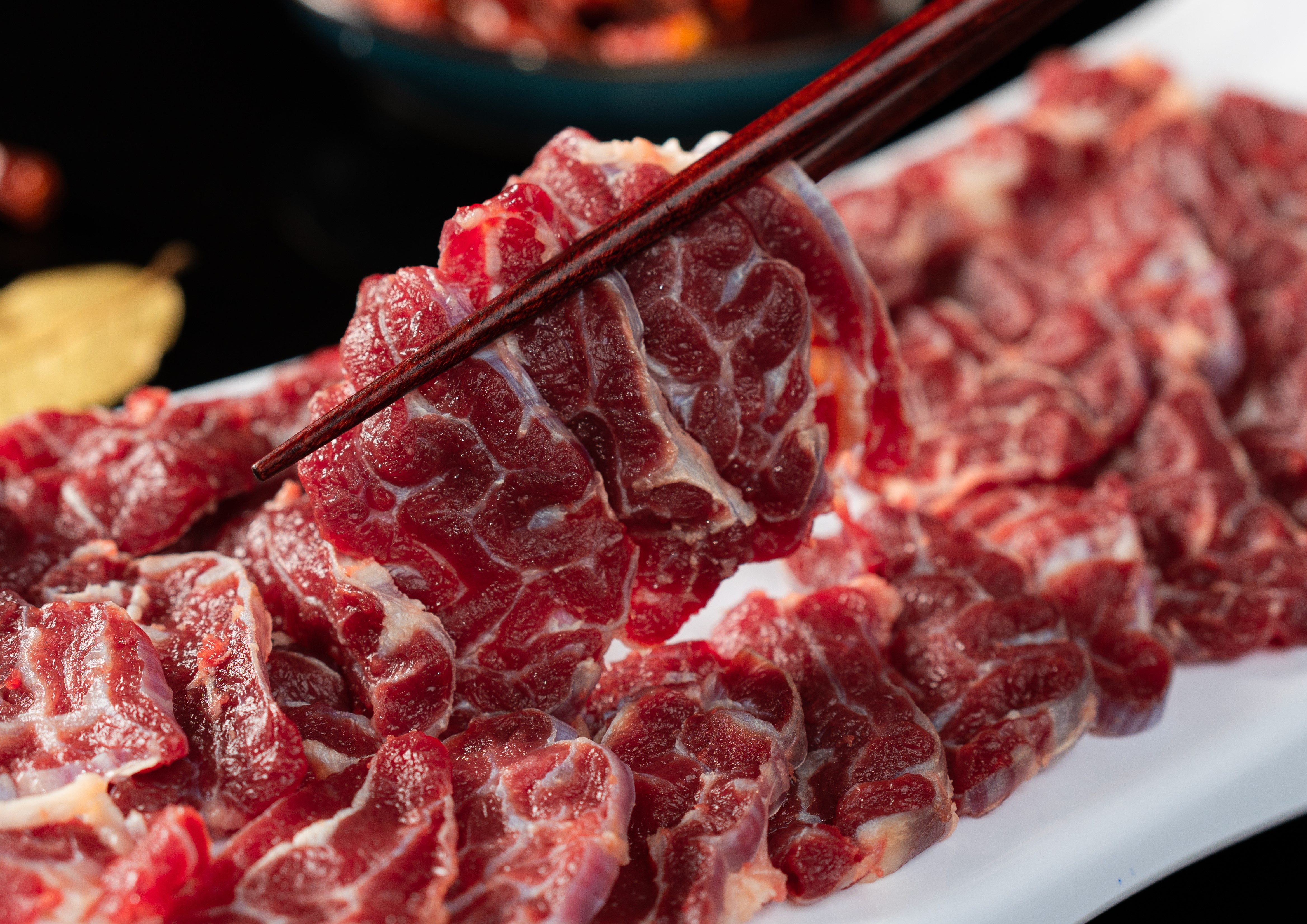 KHÁM PHÁ BÍ QUYẾT ĐỂ CÓ THỊT BÒ NGON NHẤT CÙNG TIAN LONG